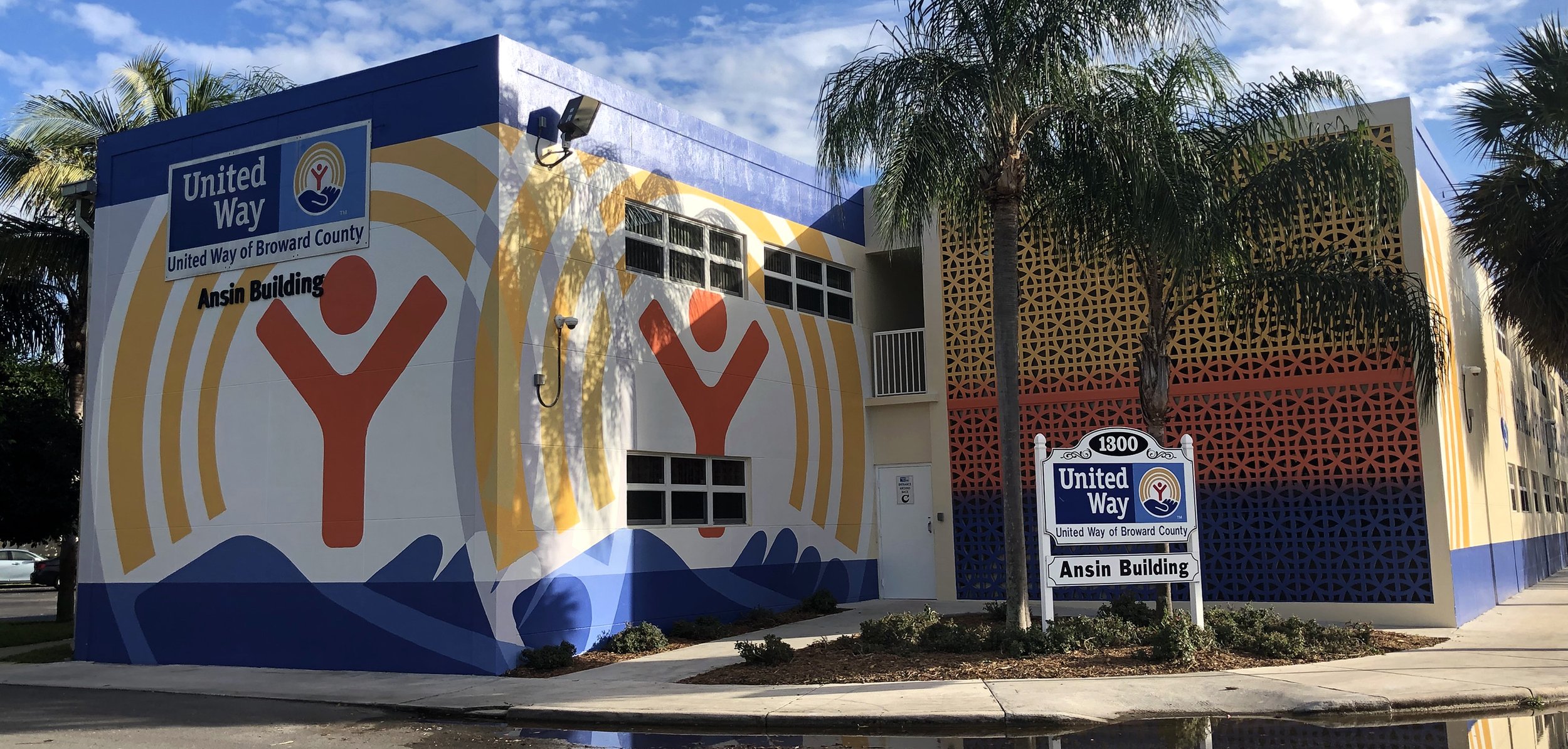   United Way  275’ w x 40’h acrylic on concrete. 2019   commissioned by United Way of Broward County  