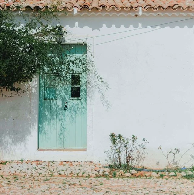 WINE TASTING AT ALGARVE&rsquo;S LANDMARK VINEYARD ESTATE. Every time we pour our wine and share our story, we&rsquo;re connecting with wine lovers who appreciate the legacy we&rsquo;re trying to uphold at Morgado do Quint&atilde;o and feel that knowing where wine comes from and how it&rsquo;s made is the ultimate epicurean experience whether it&rsquo;s a walking vineyard tour, our weekly long-table farmers lunch table or a meet &amp; greet with our vineyard manager. Check out website if you&rsquo;d like to be part of what we&rsquo;re up to at Algarve&rsquo;s landmark estate. .
.
.
.
.
.
.
.
.

#algarve #portugal #summer #travel #faro #beach #algarveportugal #lagoa #albufeira #algarvelovers #portogallo #visitalgarve #travelgram #love #trip #algarvecoast #sun #holiday #holidays #vacation #super #instagood #a #lagos #photography #nature #algarvewine