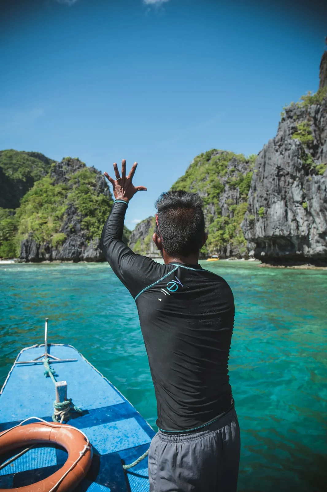 travel-blog-blogger-redhead-round-the-world-philippines-boat-el-nido-island.jpg