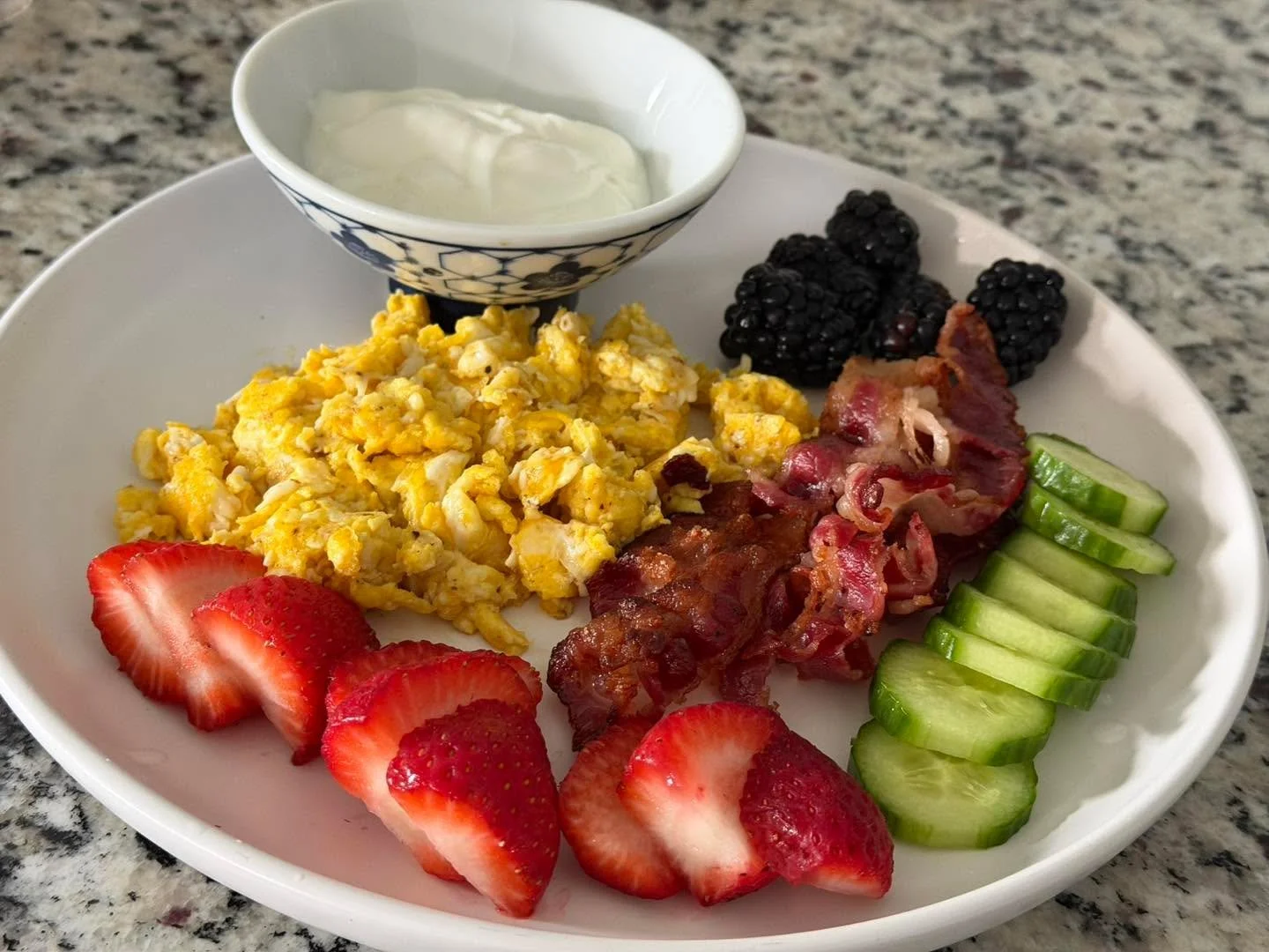 &ldquo;The way to a man&rsquo;s heart is through his stomach&hellip;&rdquo;

Y&rsquo;all heard that before? One of many clich&eacute;s that was supposed to be marriage advice. Let me save you some time&hellip; it takes more than cooking. 👀😂

Anyway