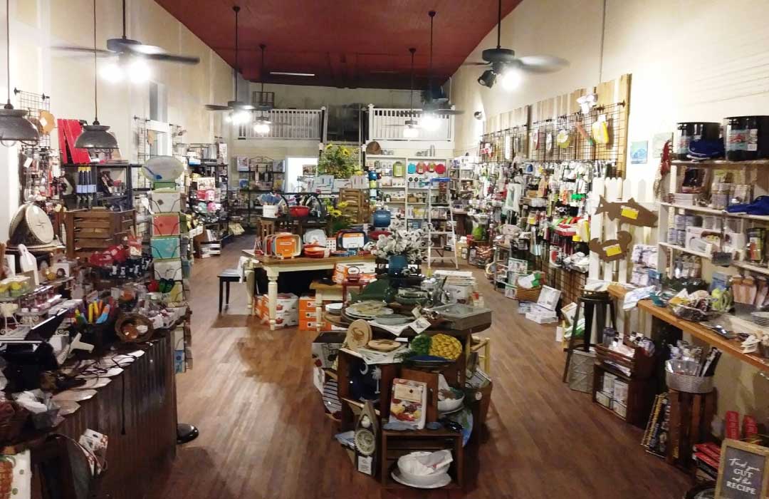 cook-on-bay-store.jpg