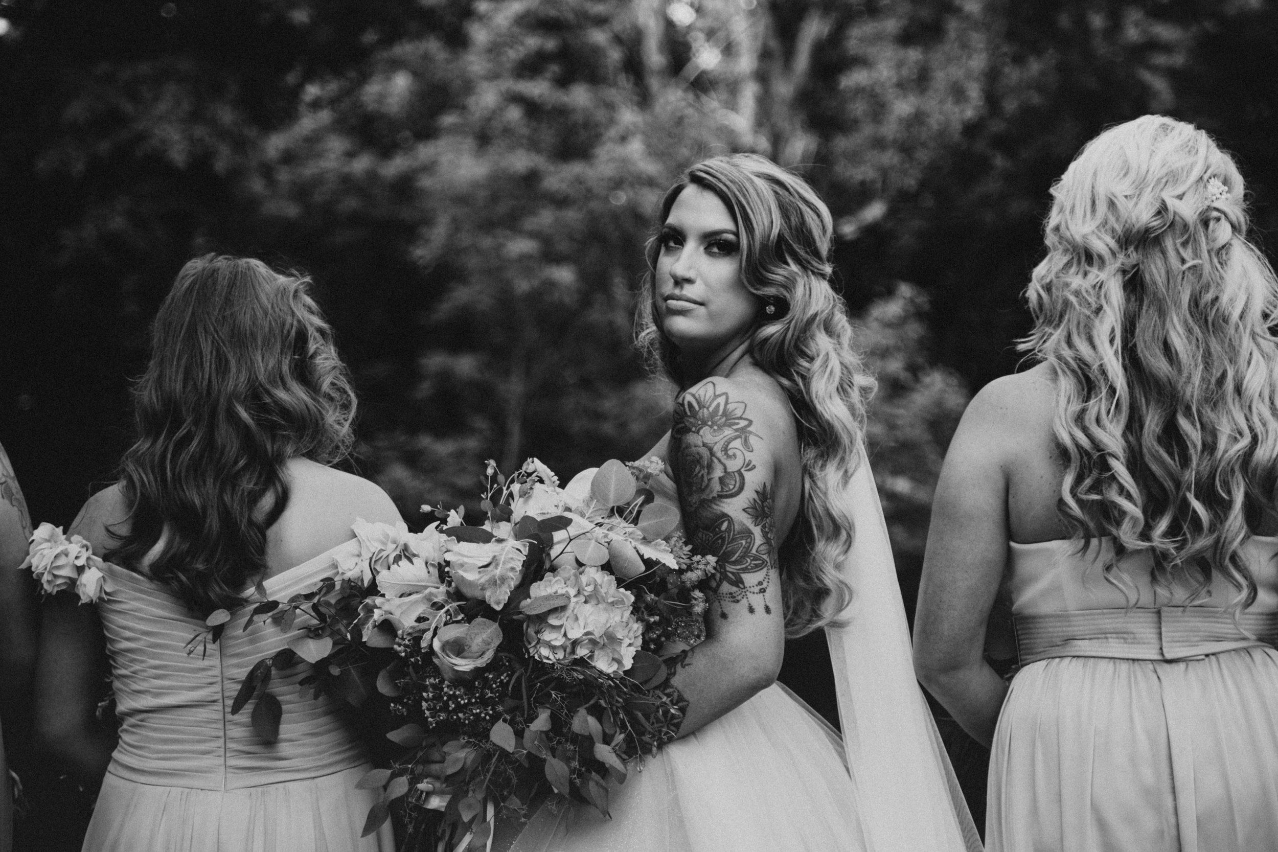 Renee-Mouser-Photography-Anderson- Wedding-Cincinnati-Ohio-Lake Grant-24.jpg