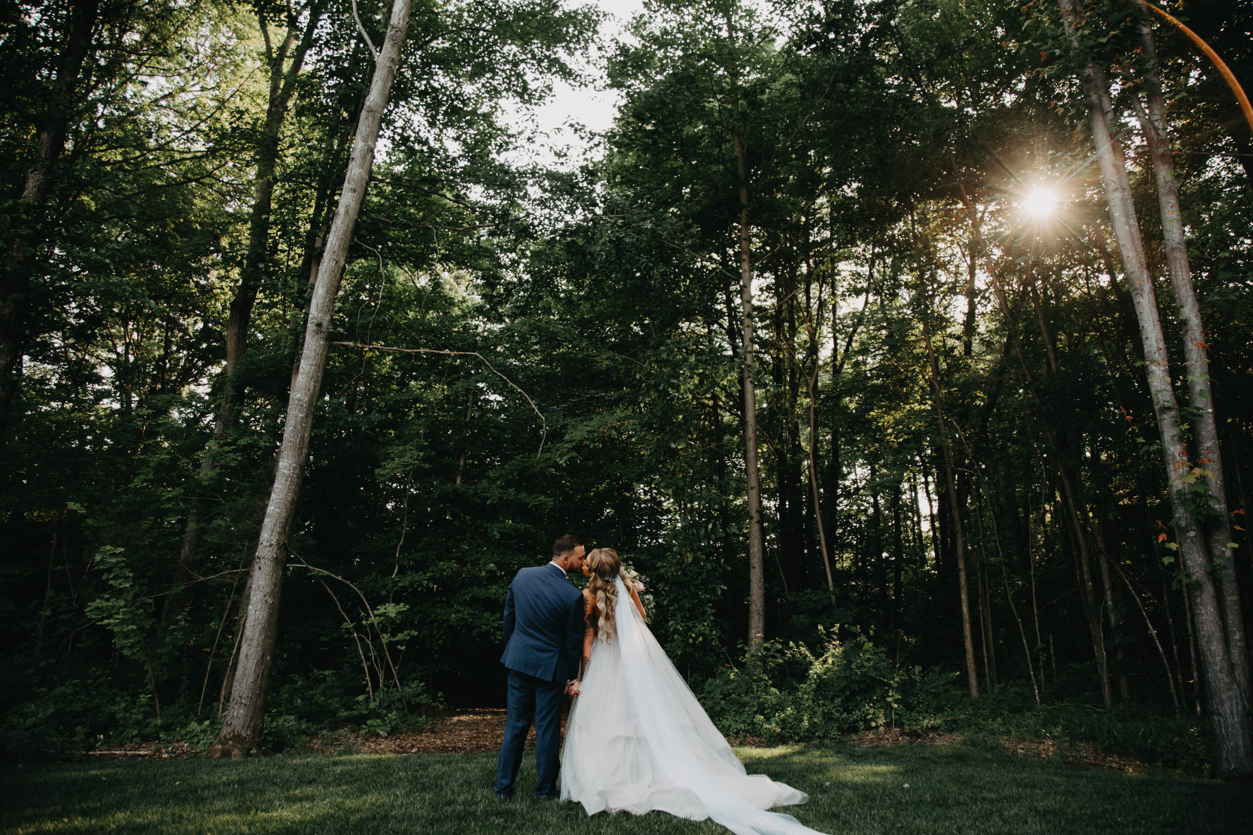 Renee-Mouser-Photography-Anderson- Wedding-Cincinnati-Ohio-Lake Grant-37.jpg