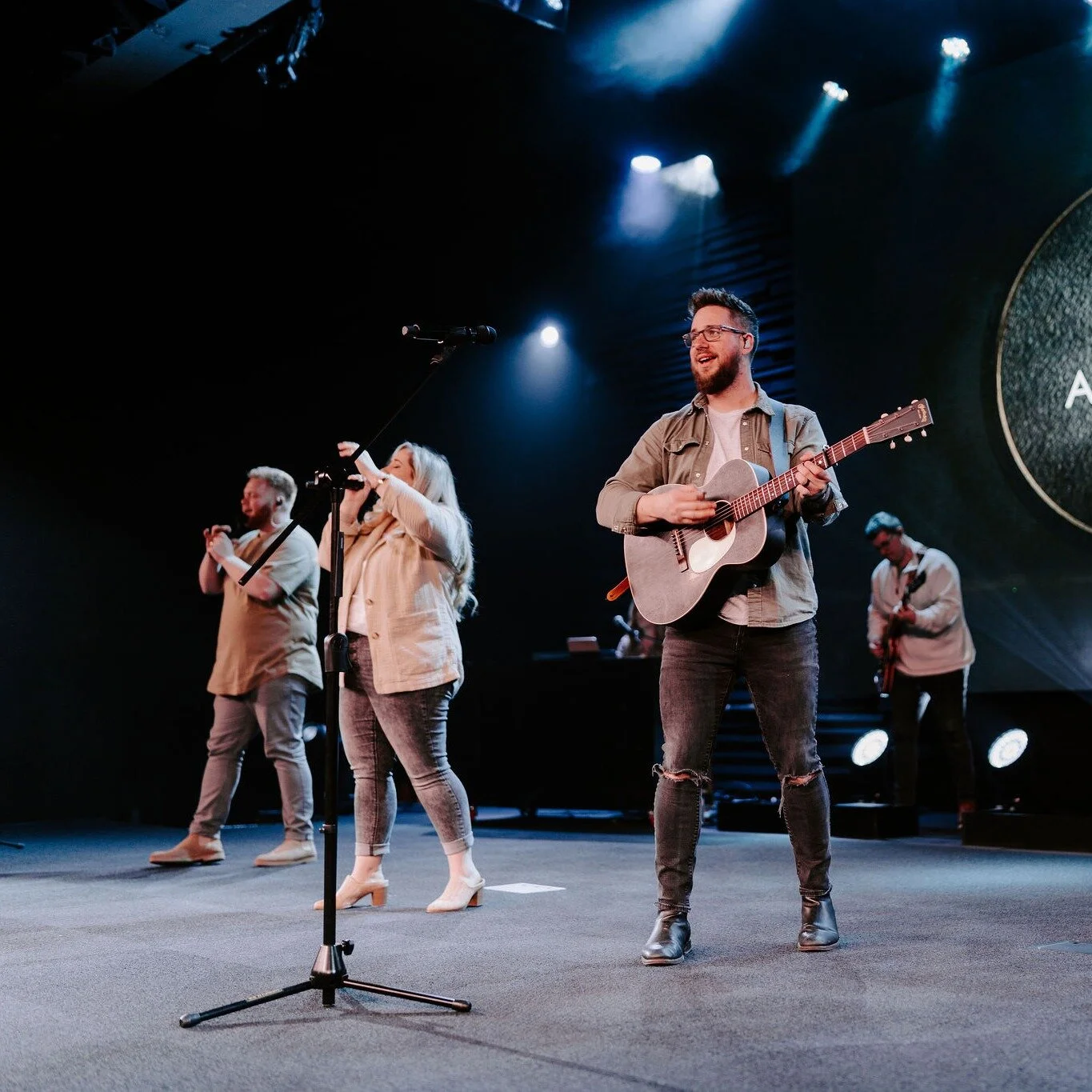 Cookeville (Broadcast) — LIFE CHURCH