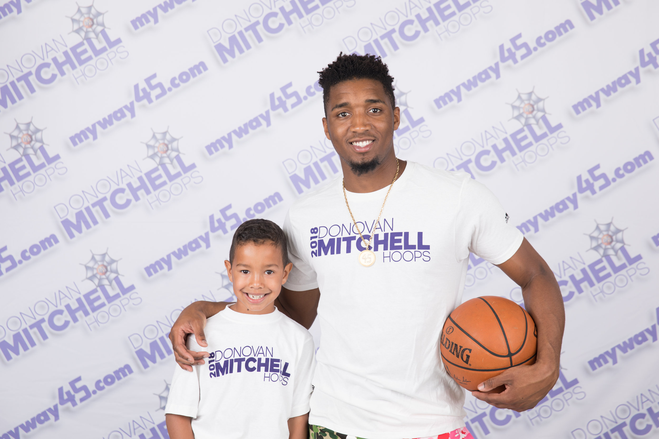 180730-donovan-mitchell-basketball-camp-session-1-a-WH-4737.jpg