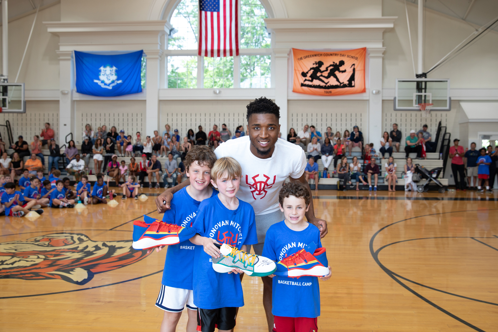 190602-donovan-mitchell-basketball-camp-grades1-4-WH-1465 copy.jpg