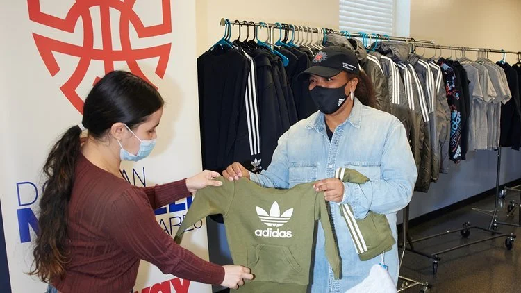 SPIDACARES Provides Clothing for Families at Inspirica