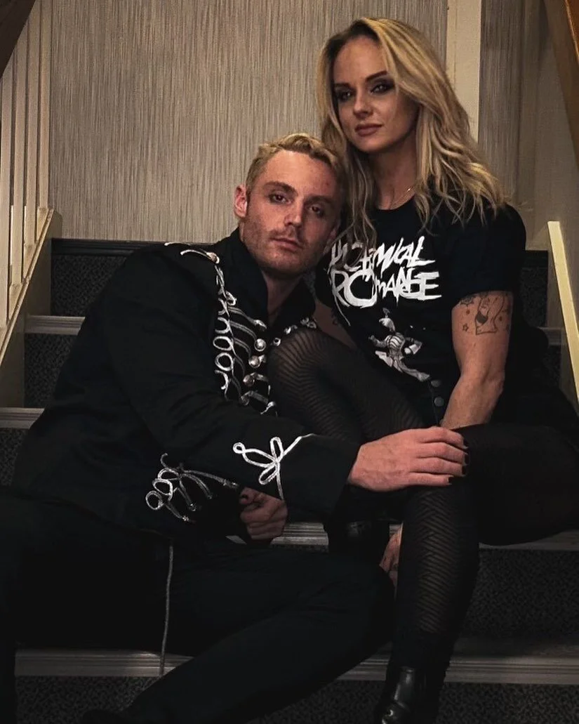 Because this is too good not to share and one of my favorite photos now 💁🏼&zwj;♀️

At this point we had been up for about 44 hours, driven all the way to Pagosa Springs, Colorado, took a private plane back home, immediately jumped in the car at the