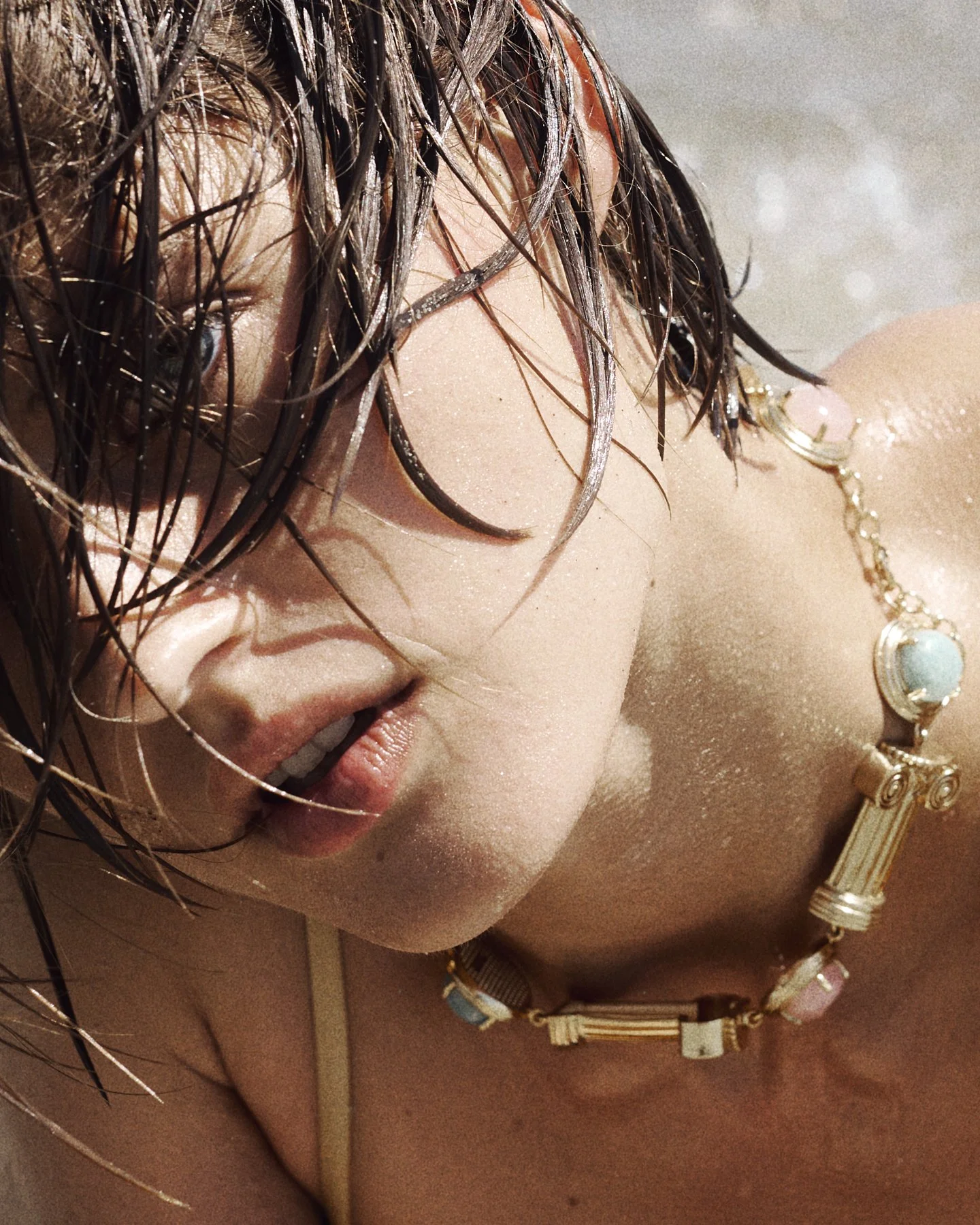 _Vogue_72428__test.jpg