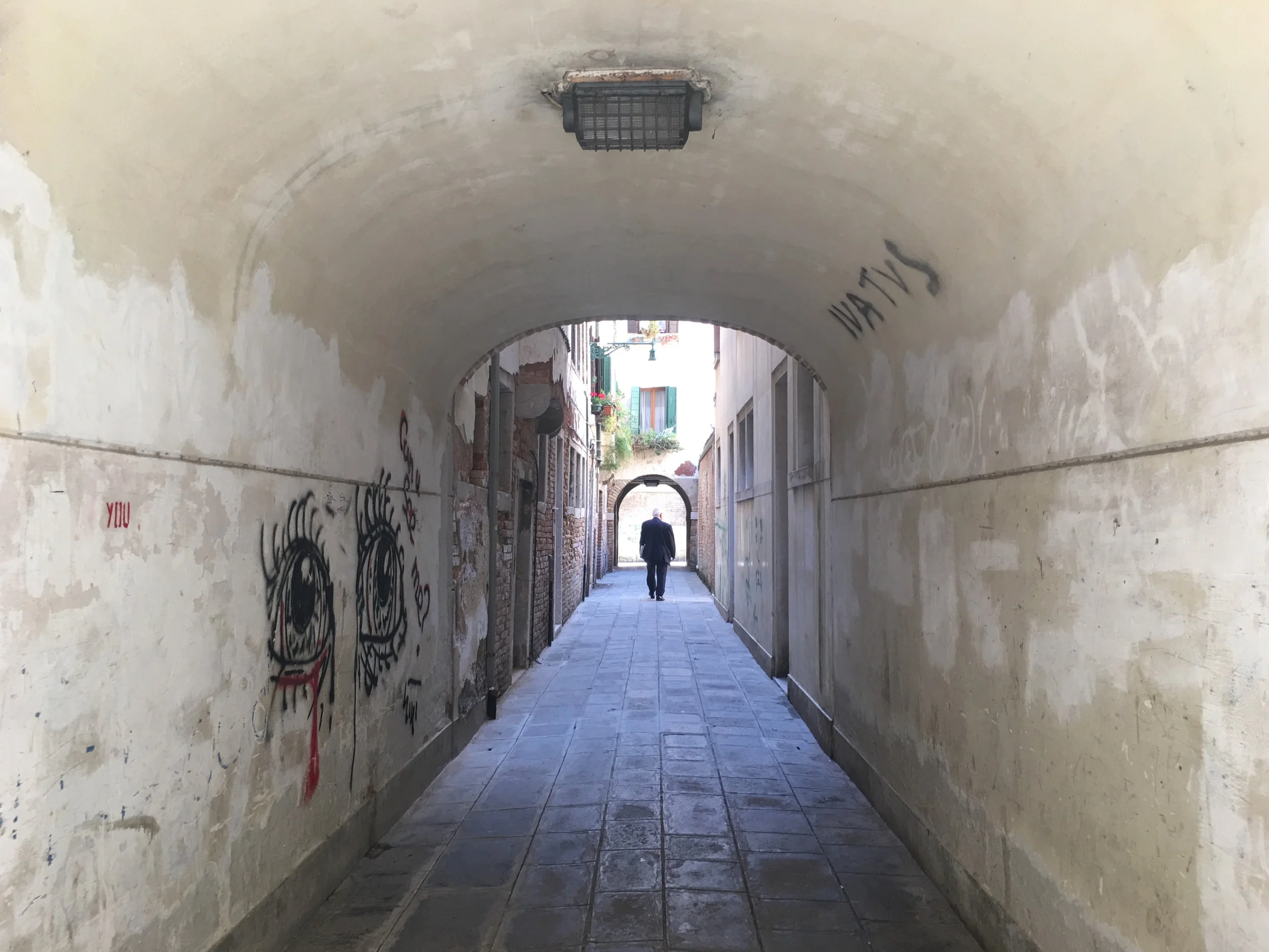 Venice tunnel