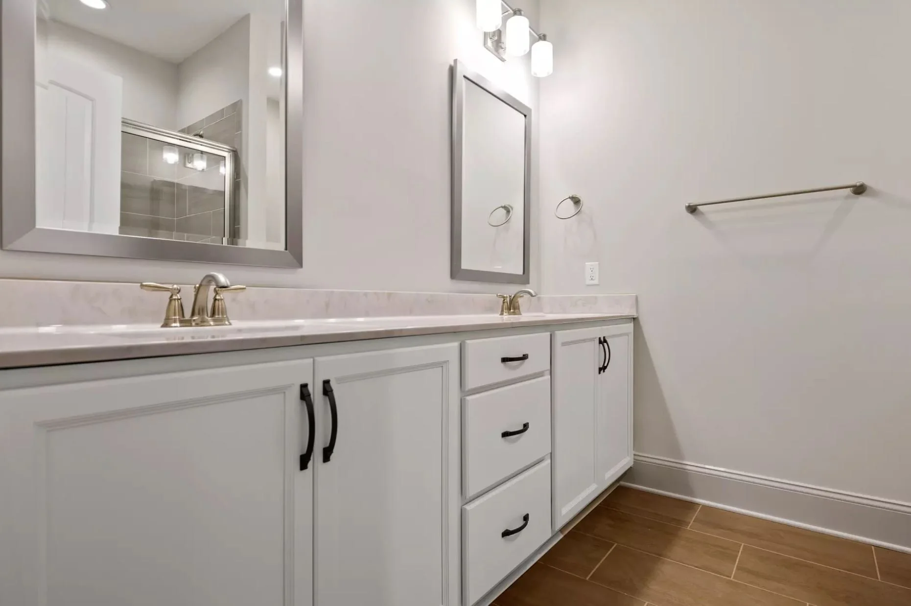 masterbath3.JPG