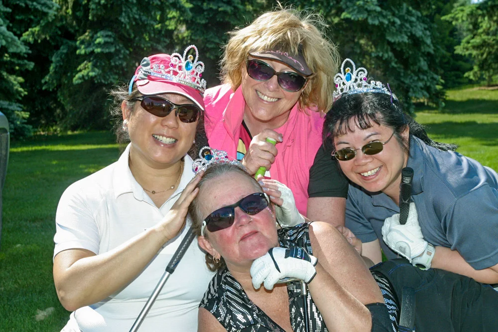 Tiara Classic Bling Swing 2014-16.jpg
