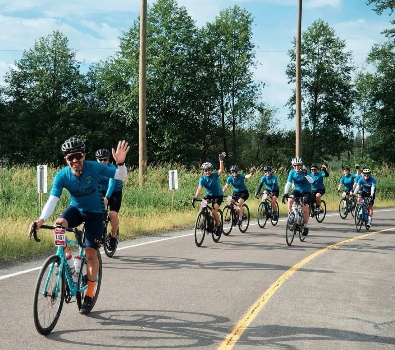 Good luck to everyone riding the @valleygranfondo tomorrow! Don&rsquo;t forget your sunscreen and electrolytes 🚴🏽&zwj;♂️💨
