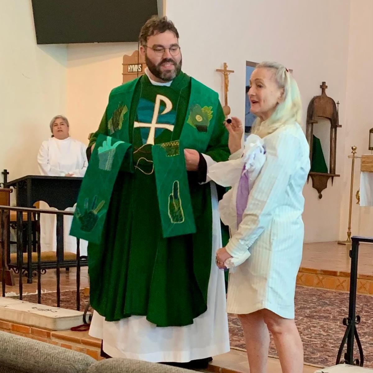 Scenes from Sunday! Last week, a handmade stole was presented to Fr. Alex, made lovingly by a parishioner. This Sunday, that same stole - and several others given as a gift - were blessed! 

Then, we were received a fantastic presentation by the our 