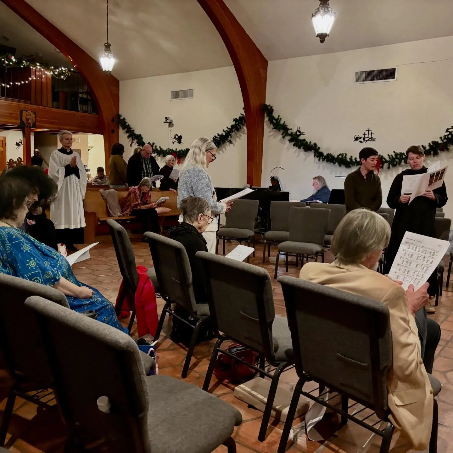 Lessons &amp; Carols on Christmas Eve #standrewstucson #armoryparktucson #episcopalchurch #lessonsandcarols #inclusivechurch