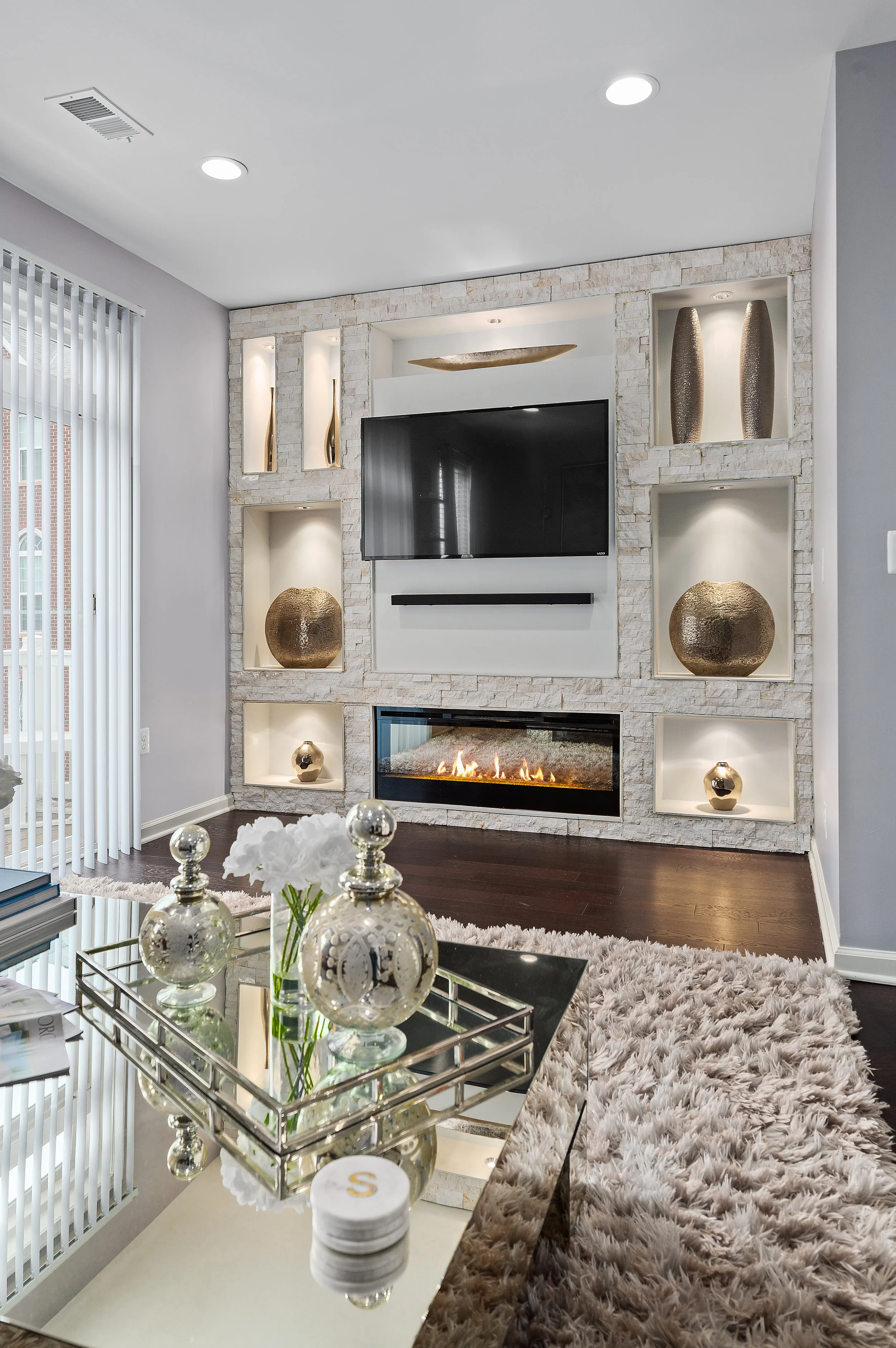 saleenagilliardinteriors-11.JPG