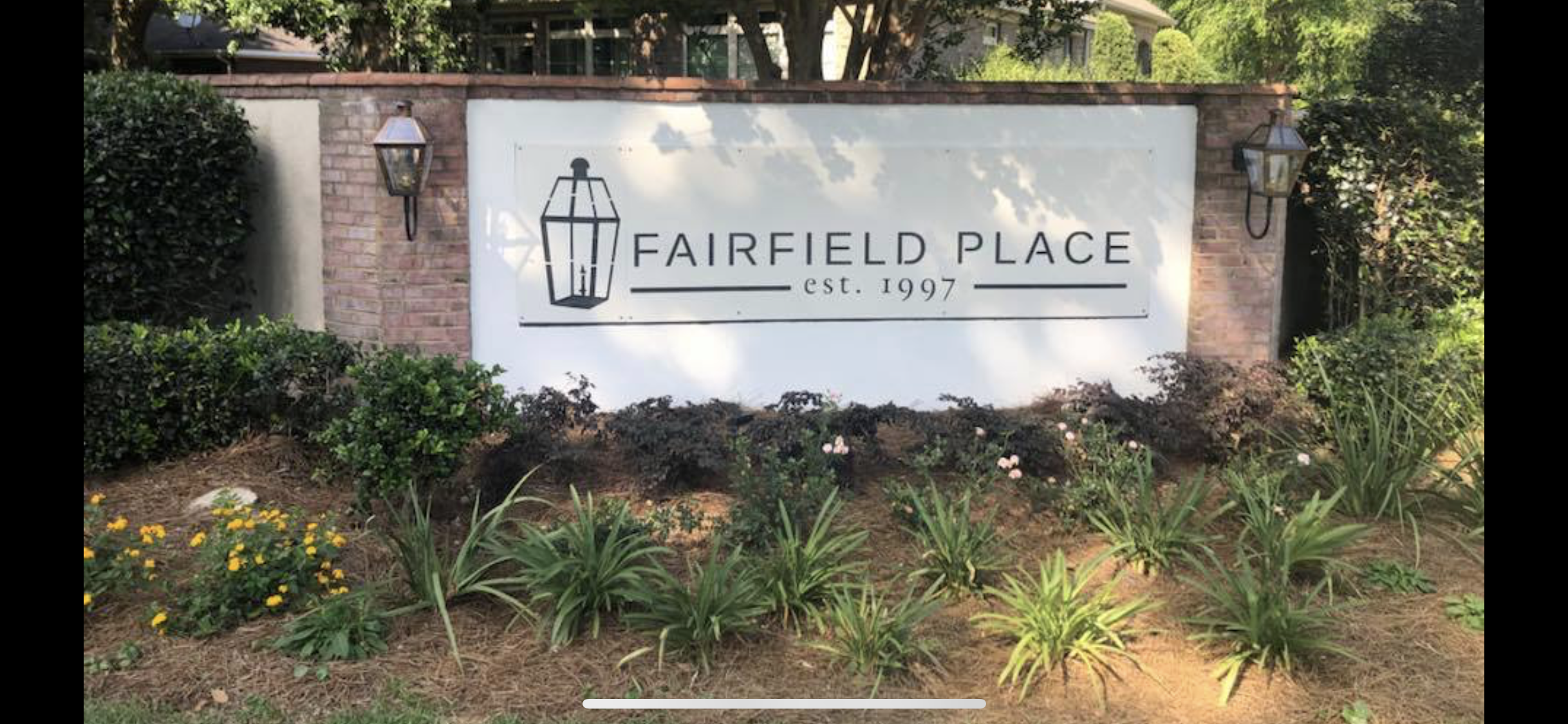 New Boothe Rd Entrance Signs!!