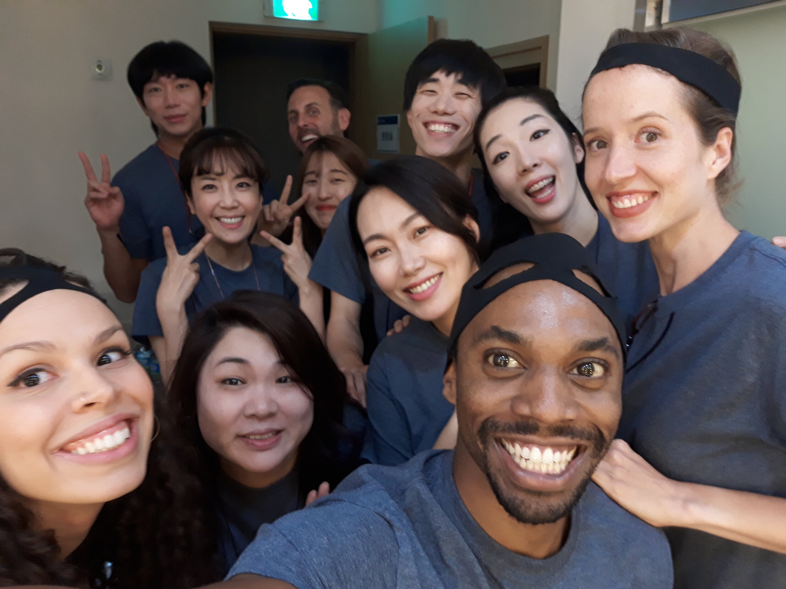 The Waitress &amp; the Robber