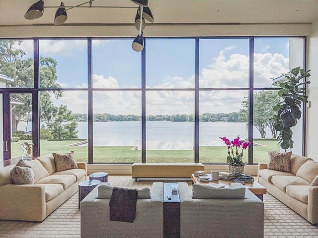 Hope everyone is enjoying their weekend! ☀️This view is just dreamy!
.
@clstudioinc made this space absolutely gorgeous. We loved be a part of this job 😍