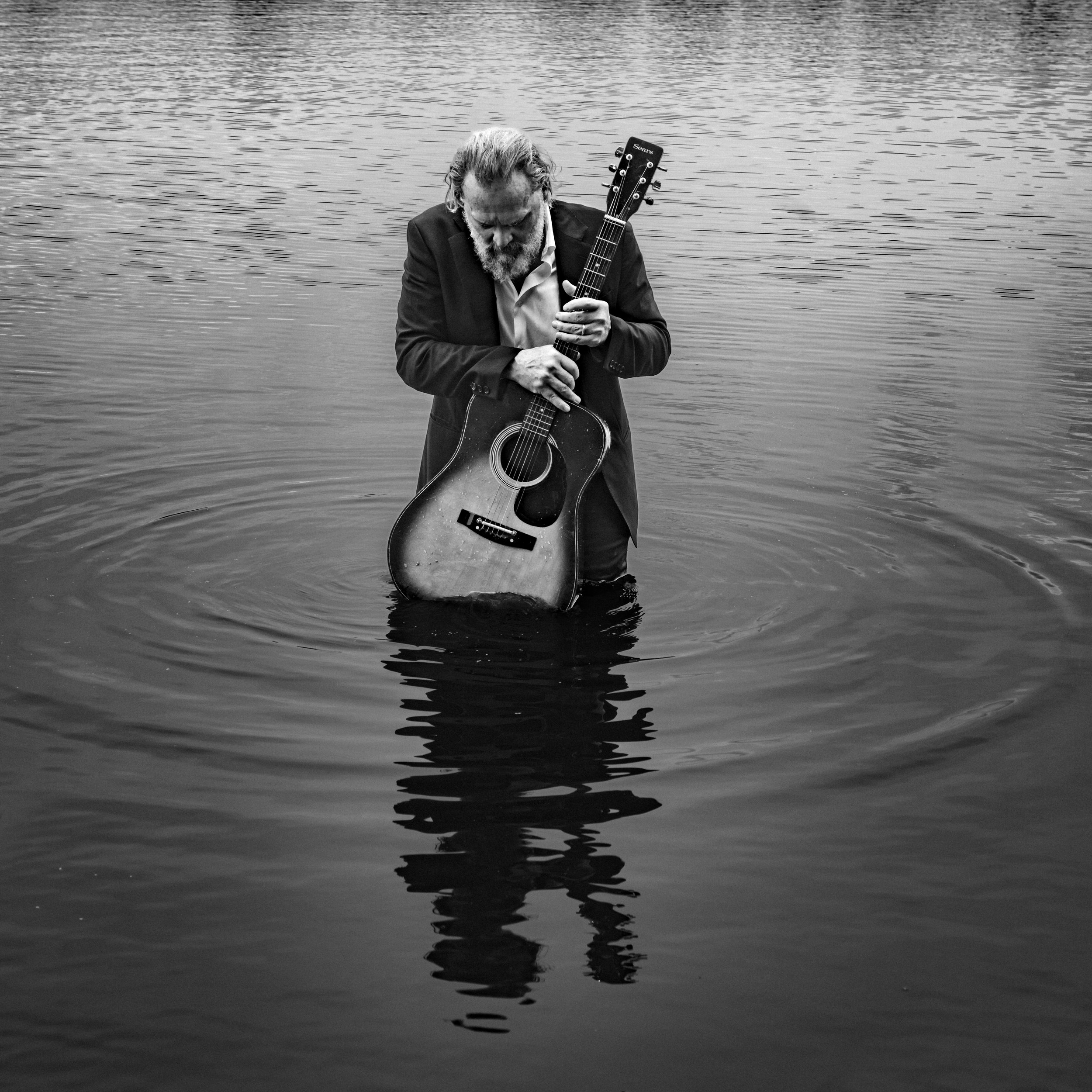 Peter Hutchinson vertical color 1 - @danielefram - 07218.jpg