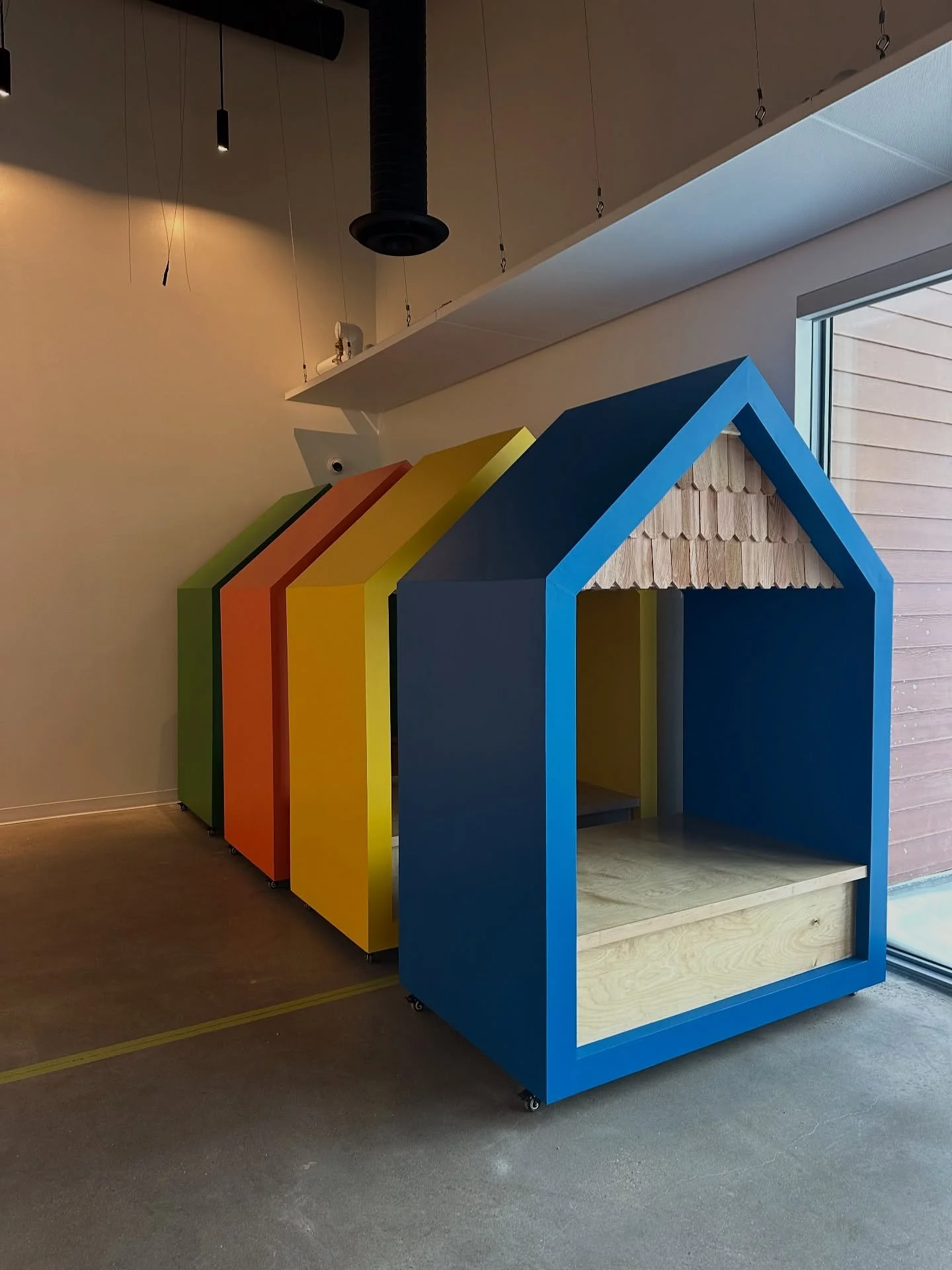 Delivered these 4 &ldquo;play huts&rdquo; to the new @metisnationsask daycare in Saskatoon. 4 more to head to PA in 2026. On rolling casters, these can be moved around to enhance opportunities for play. They look like spectacular reading nooks to us 