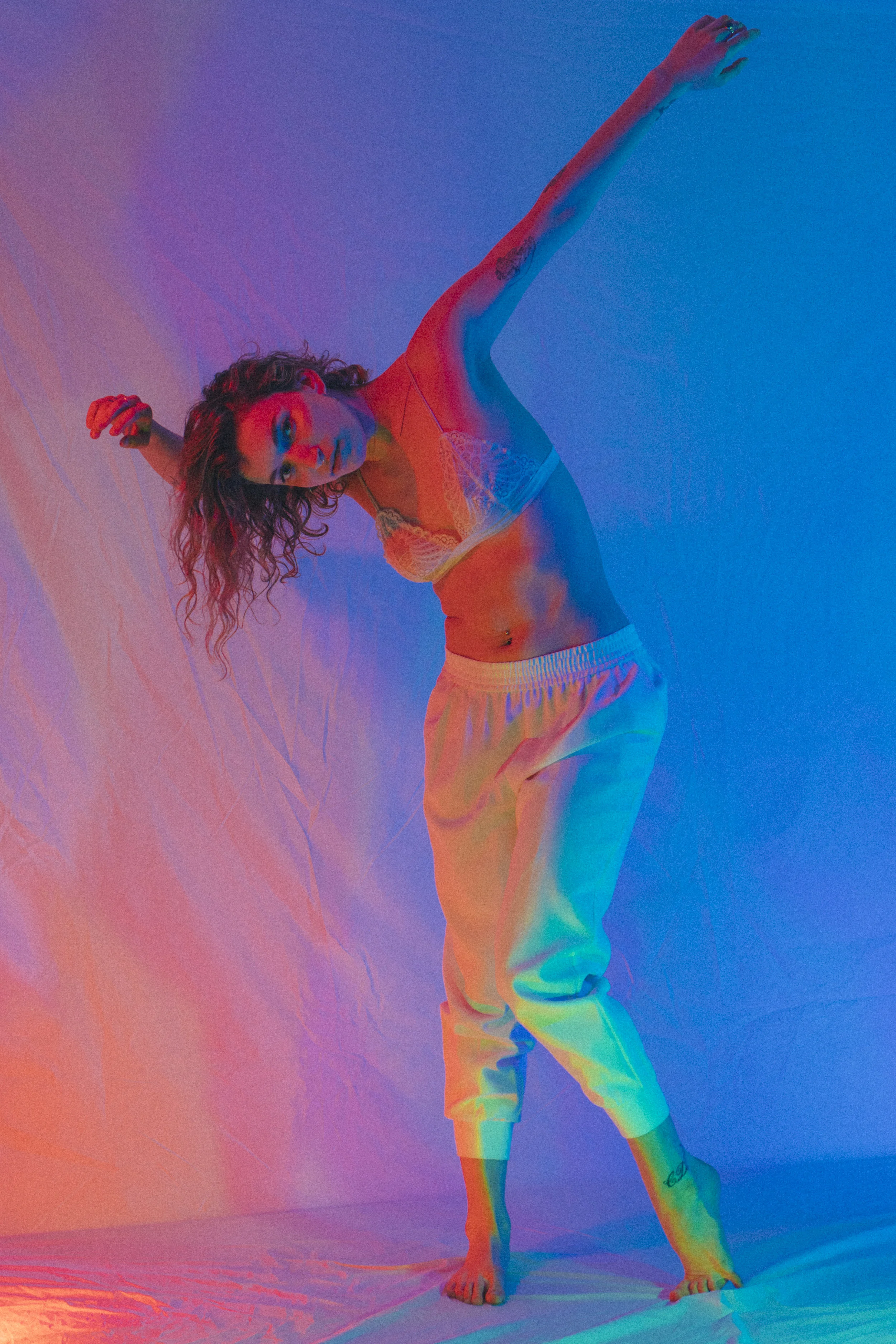 by Sam Livm @samlivm2