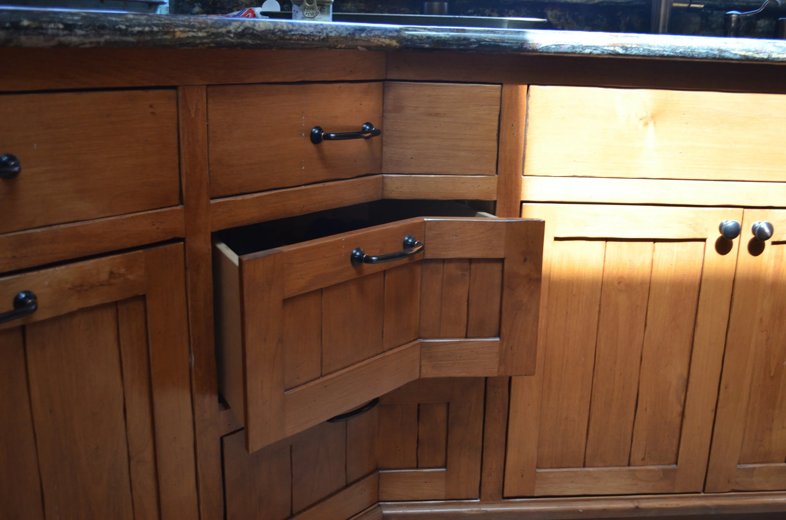 Brodie kitch detail.JPG