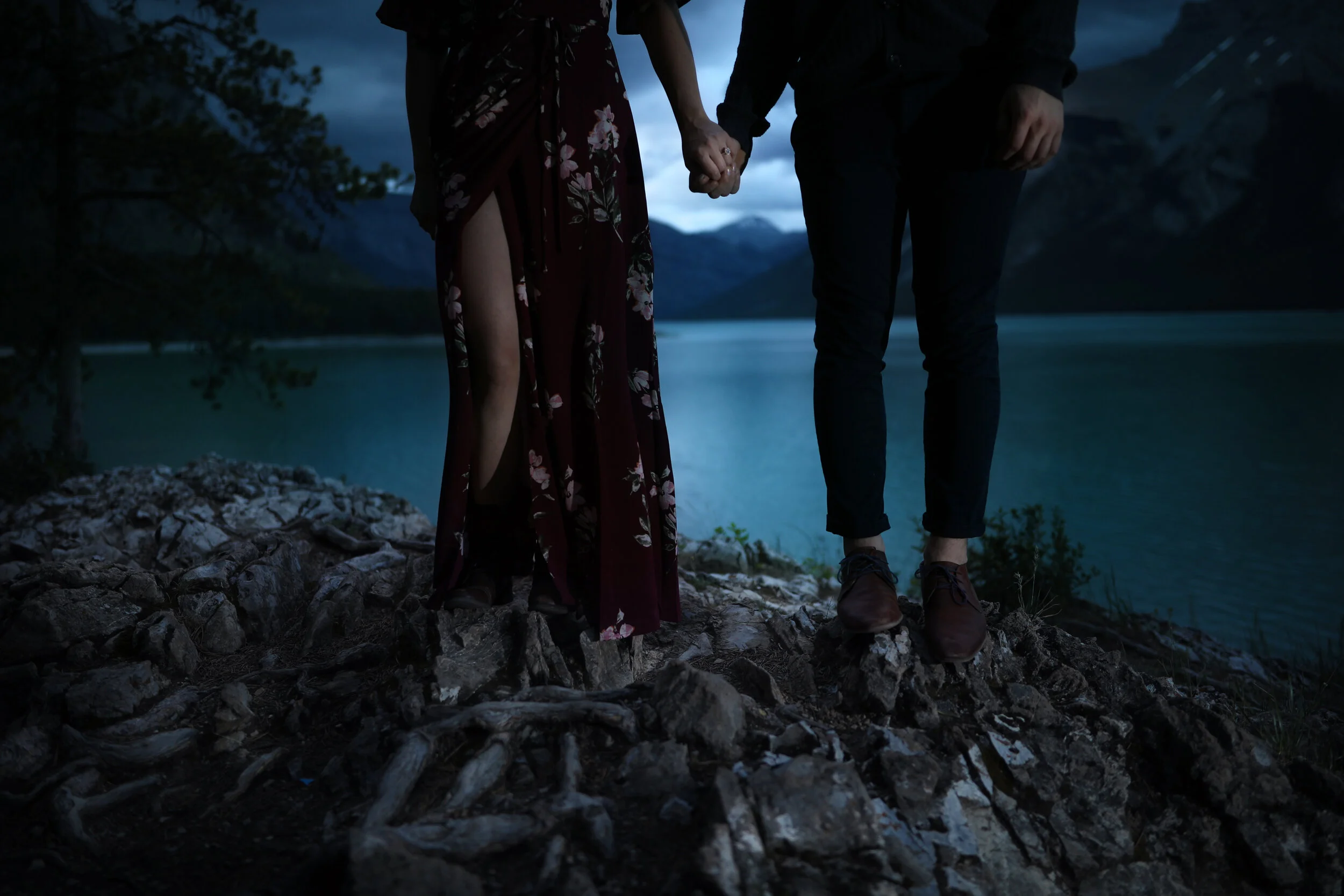 Twilight Mountain Engagement Session Banff | Raeleen &amp; Garett