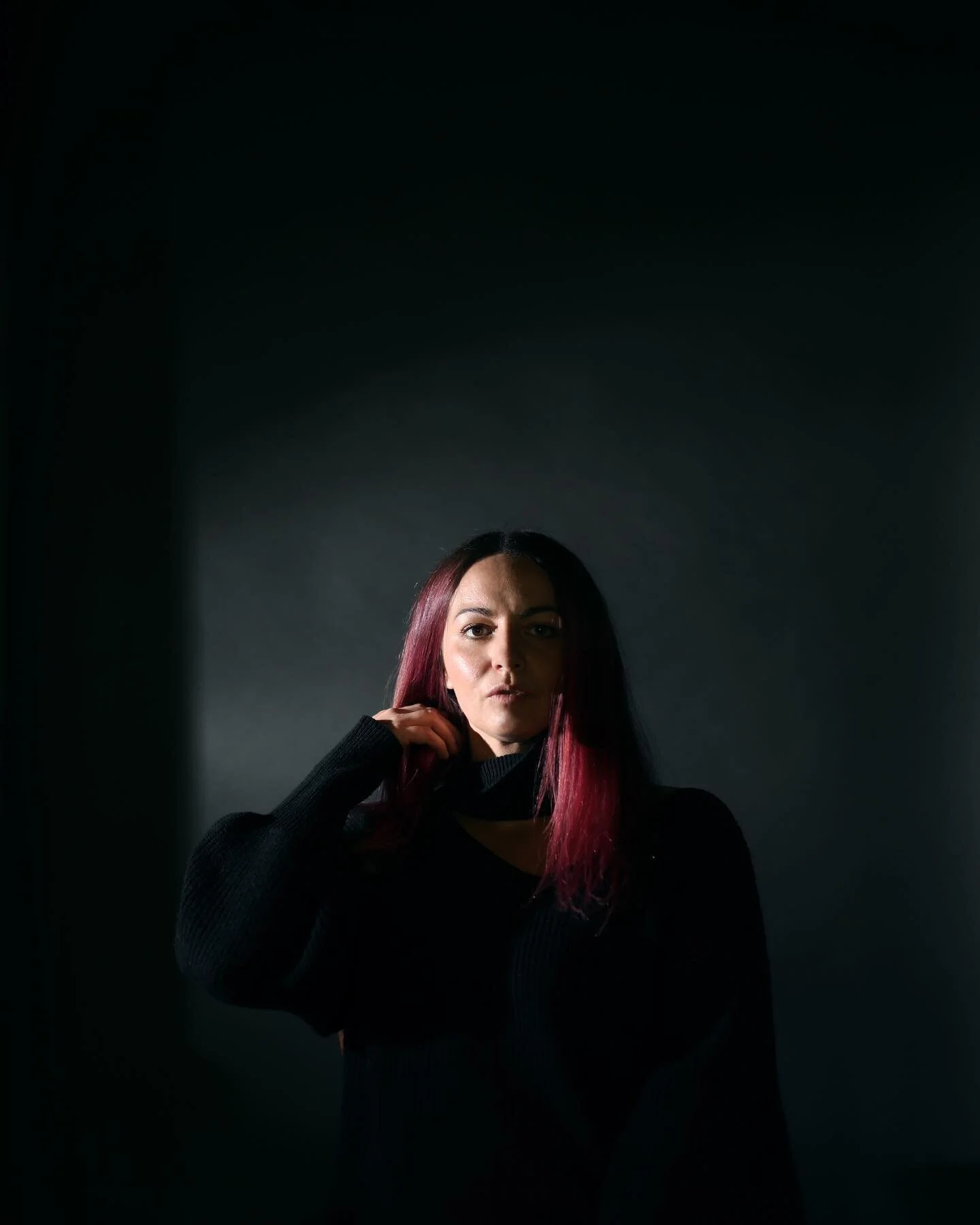 Hi. I&rsquo;m Sof.

I want to feel emotion. I want to feel like I&rsquo;m somewhere special. A vibe. A feeling. This is what excites me to document and tell stories. Emotional storytelling while playing with night plus light.

Mood + Magic 🌙

I curr