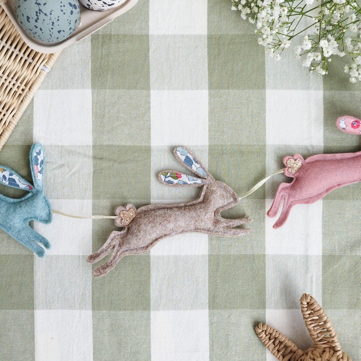 Bunny+Garland.jpg