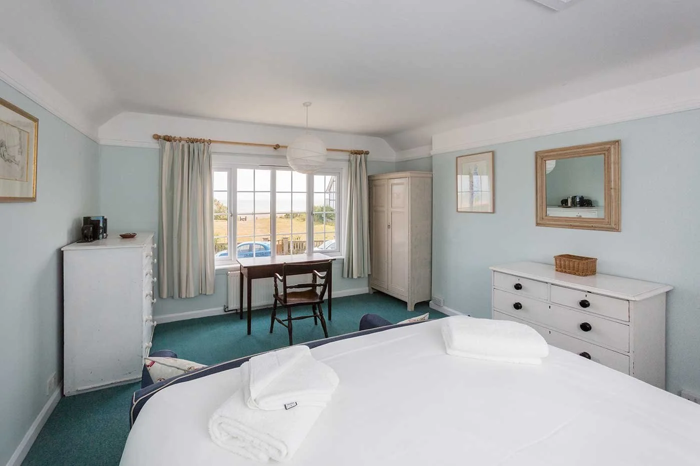 Seaview bedroom.jpg