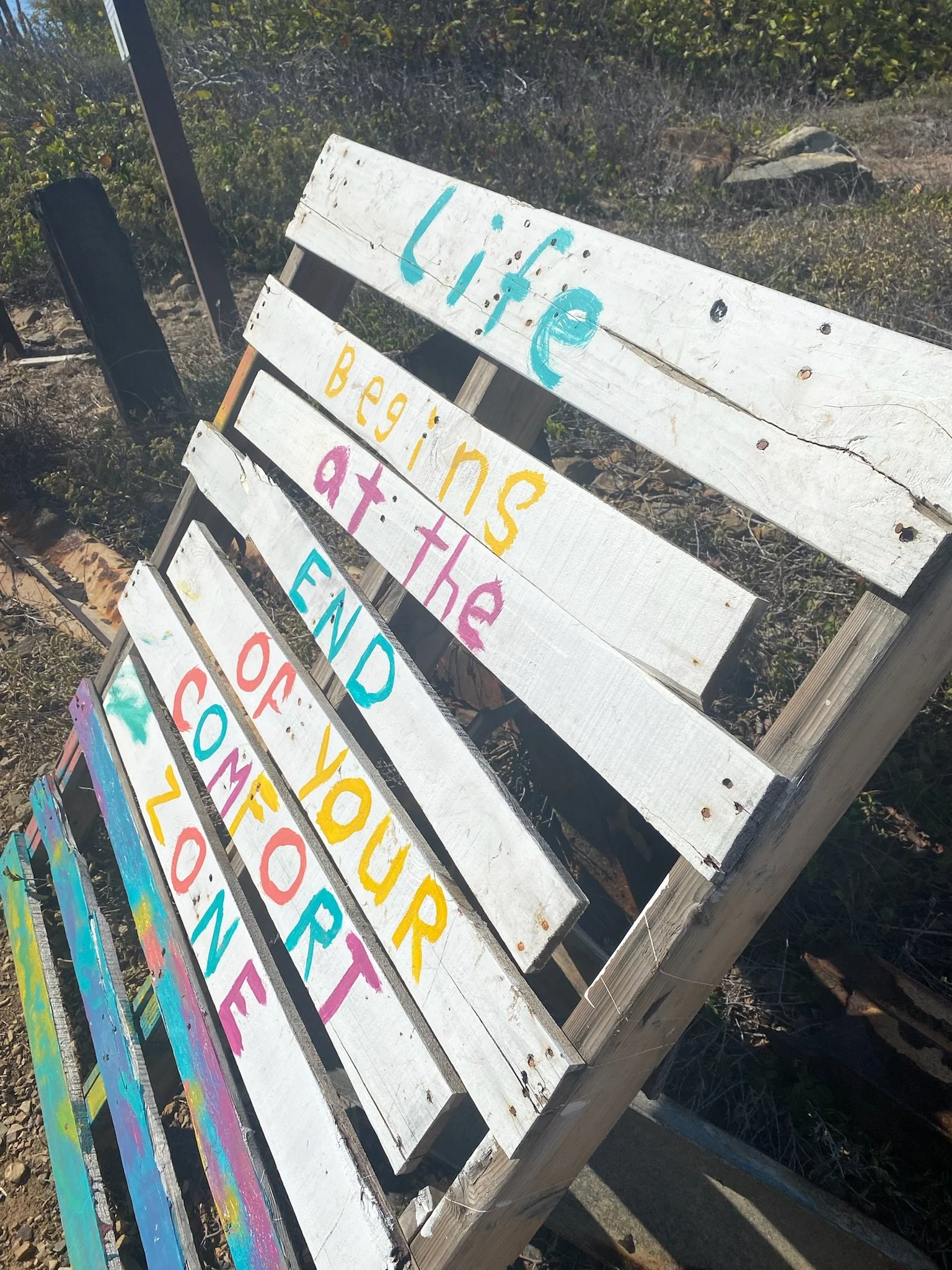 π "Life begins at the end of your comfort zone" is one of our family sayings π
It doesn’t always mean doing something huge + scary… sometimes it’s the little shifts that help us grow. πͺπ« Here are a few everyday ways