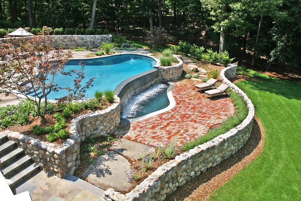Segmental retaining wall with inground pool in Franklin Lakes, NJ