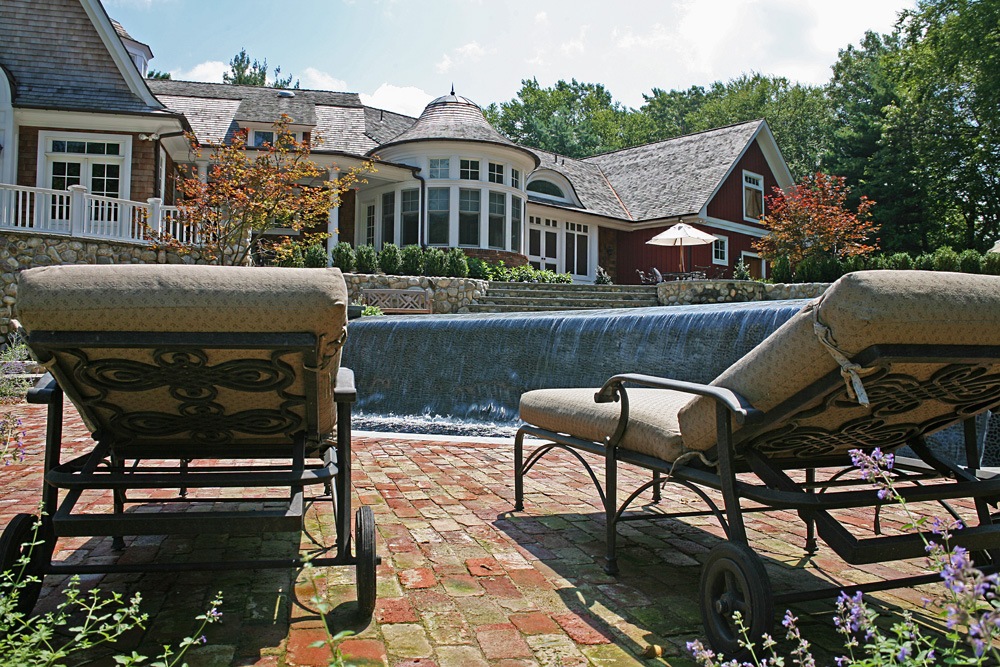 Beautiful paver patio in Franklin Lakes, NJ