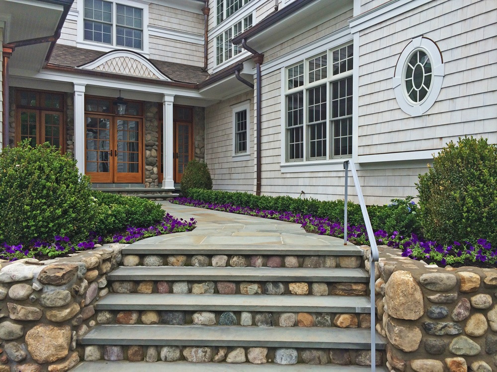 Paver walkway with steps in Saddle River, NJ
