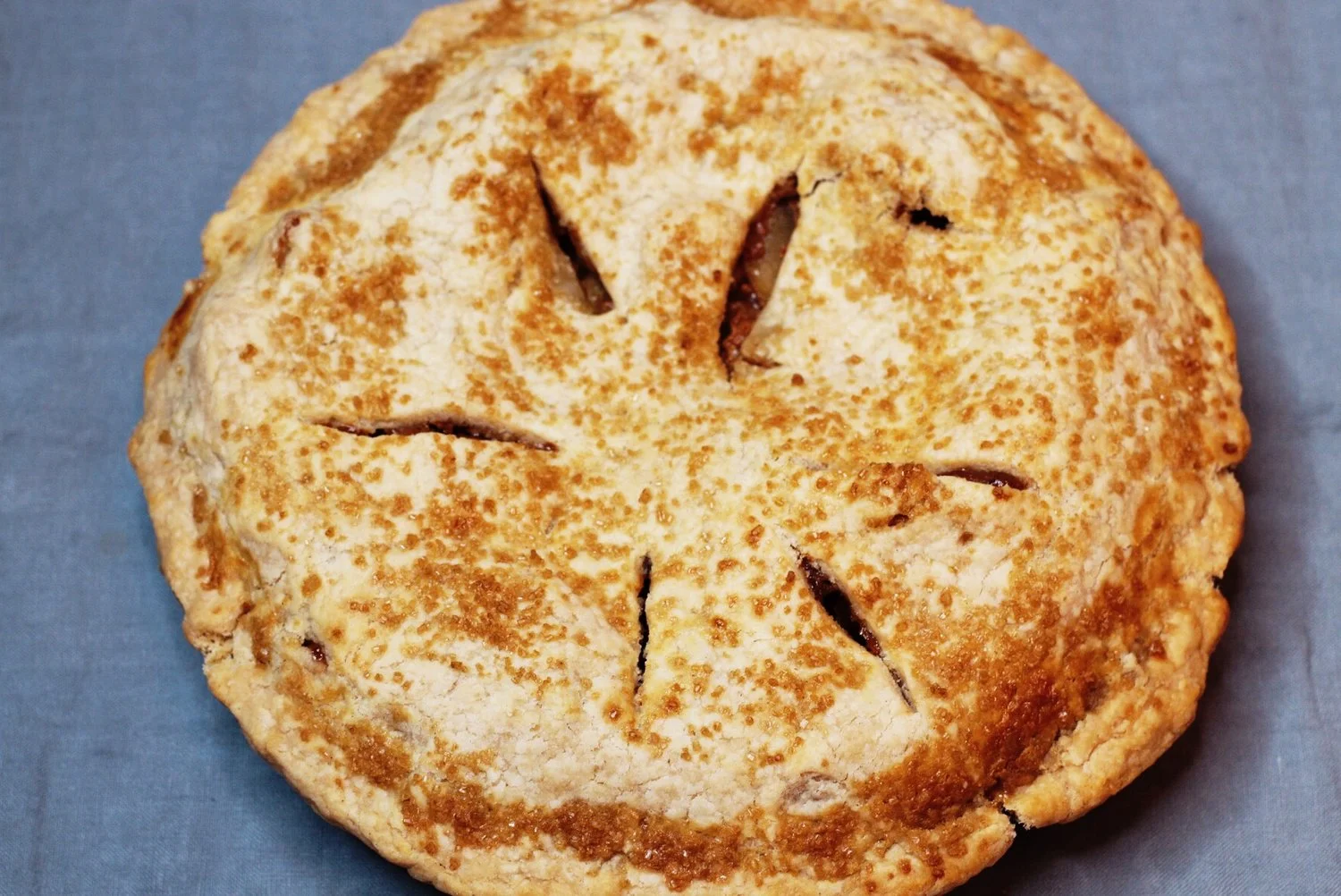 Gluten-Free+Dulce+De+Leche+Apple+Pie.jpeg