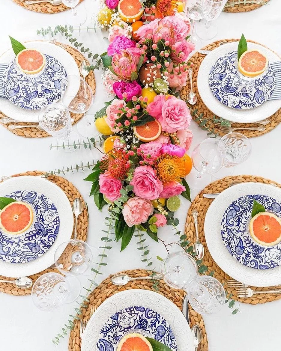 This bright and beautiful table setting would be perfect for a Mother&rsquo;s Day brunch. Inspiration for design is everywhere 🧡
#tablesetting#mothersday#designinspiration#interiordesign#homedecor#rusticdecor#homeredefined