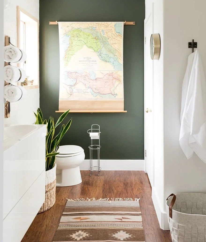 This natural palette is simply stunning. 🌿 
#popsofcolor#bathroomdesign#bathroominspiration#homeredefined#interiordesign#rusticdecor#edesignburlington#edesignoakville
