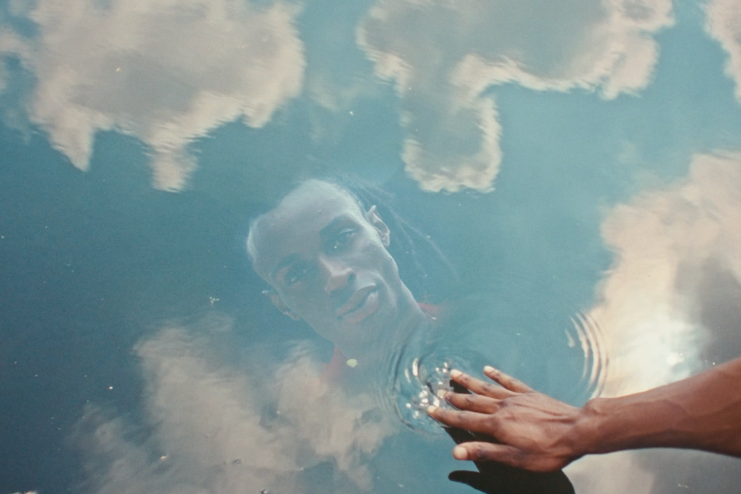 XCMUA FILM Florescence 5.webp