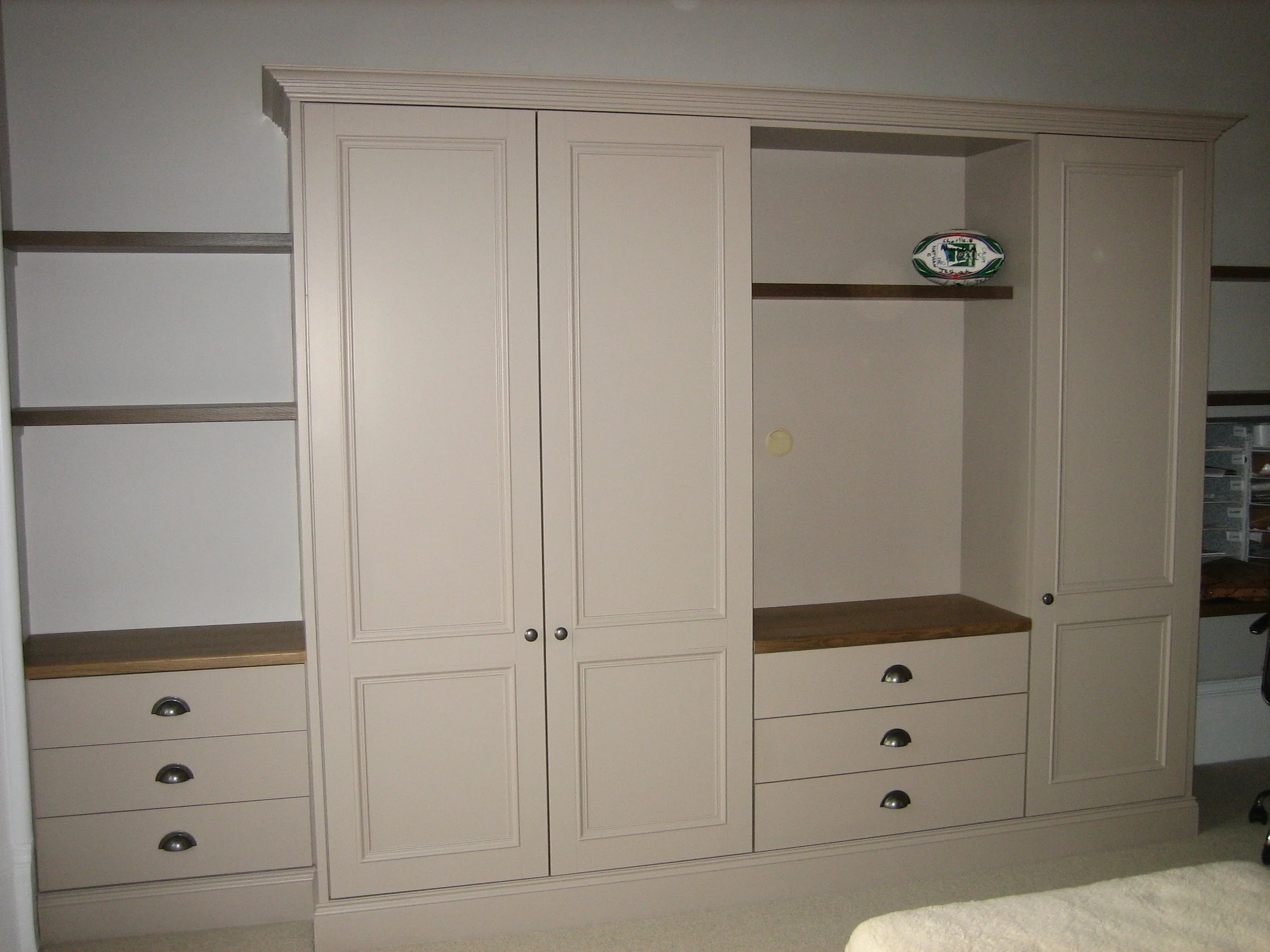 br bedroom 002.JPG