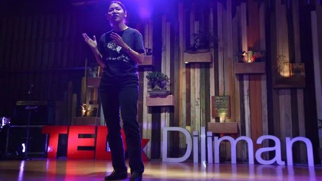 doc_reina_talks_tedxdiliman.jpg