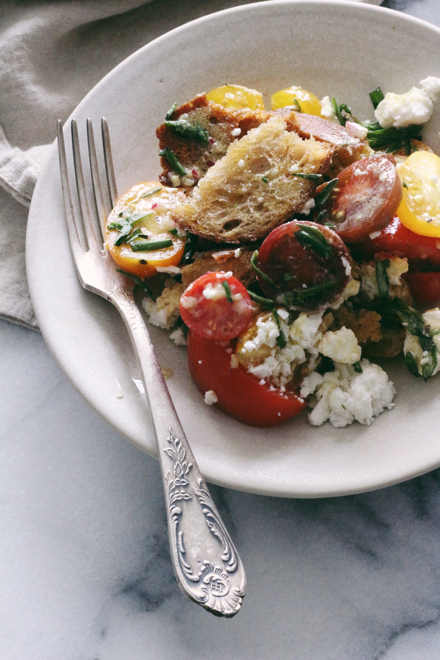tomato, feta &amp; za'atar salad