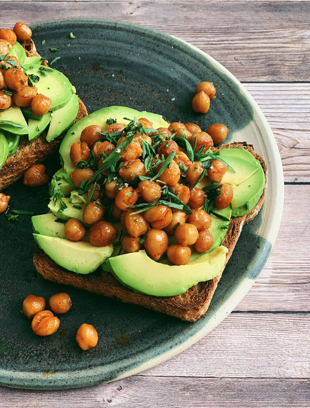 crunchy chickpea avo toast