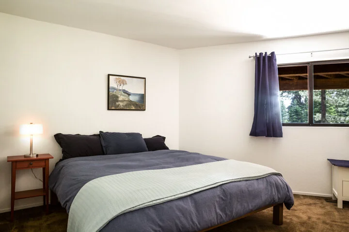 BergHaus bedroom (navy).jpg