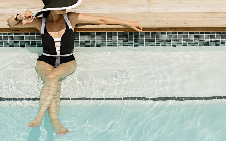ARR_Amenities_Pool_Woman-767x480.jpg