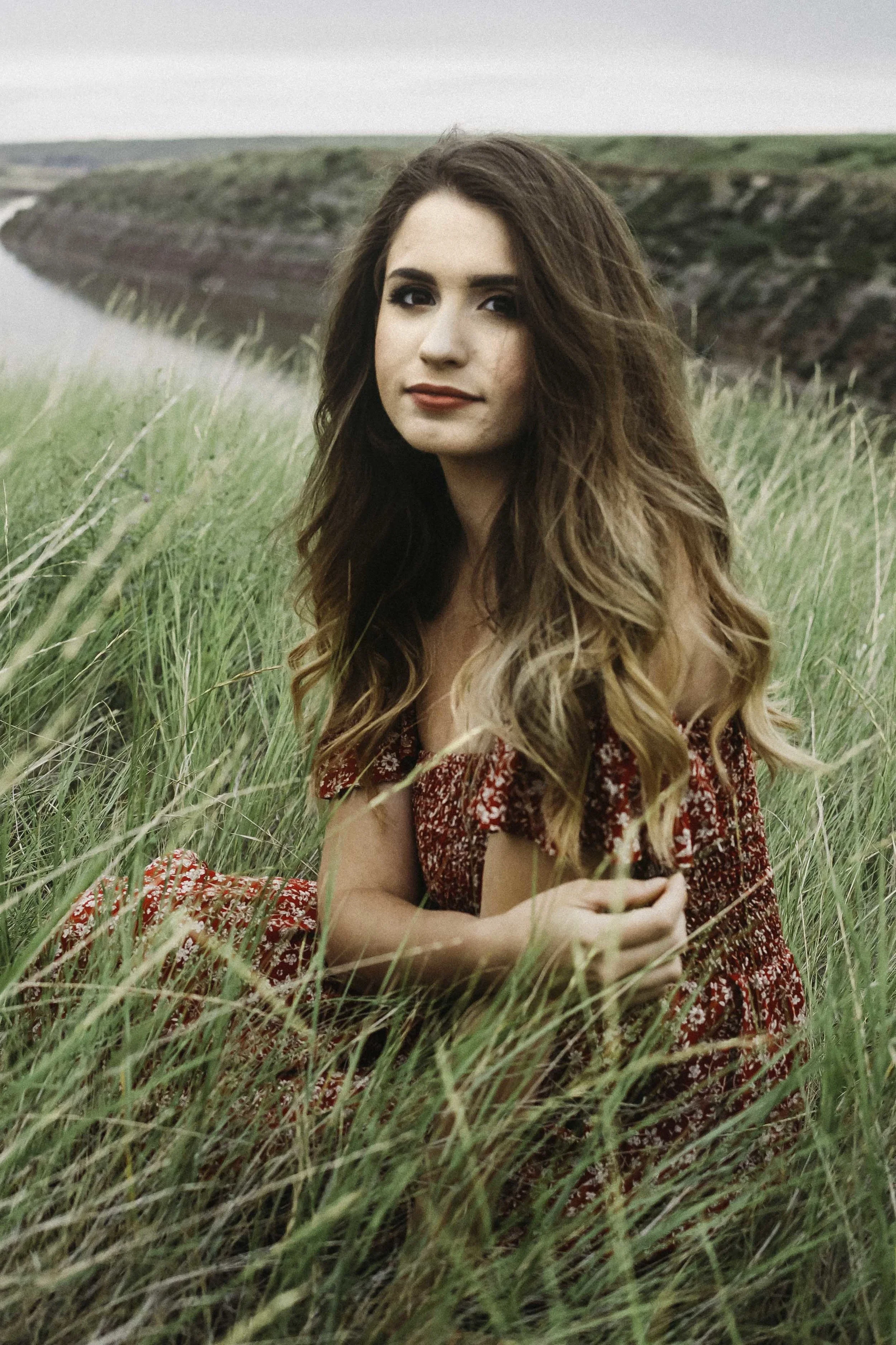 Lauren Portrait.jpg