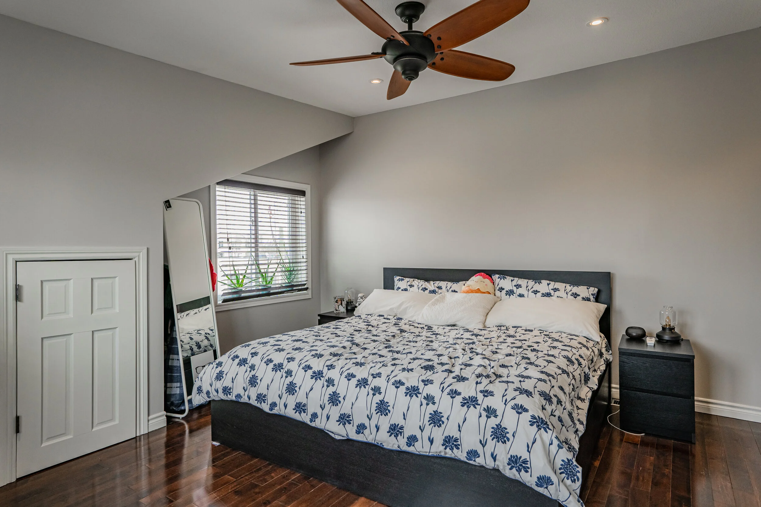 FULL RES_5043 KING ST-21.JPG