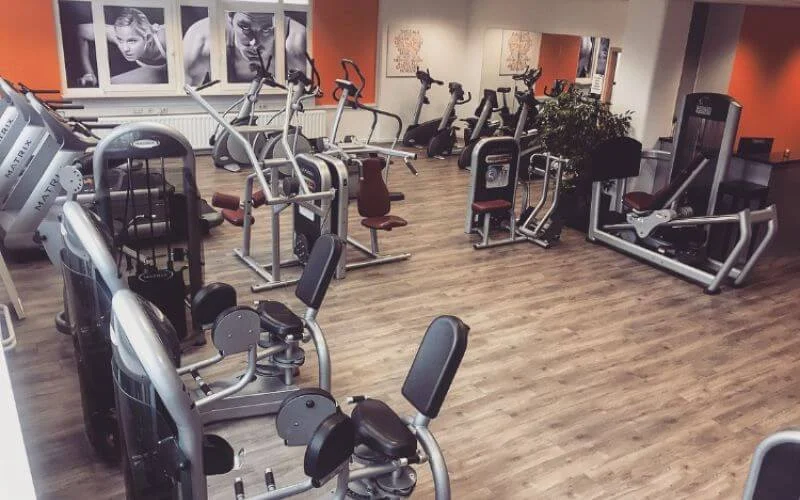 Reutlingen Frauenfitness — Easy Sports Fitness