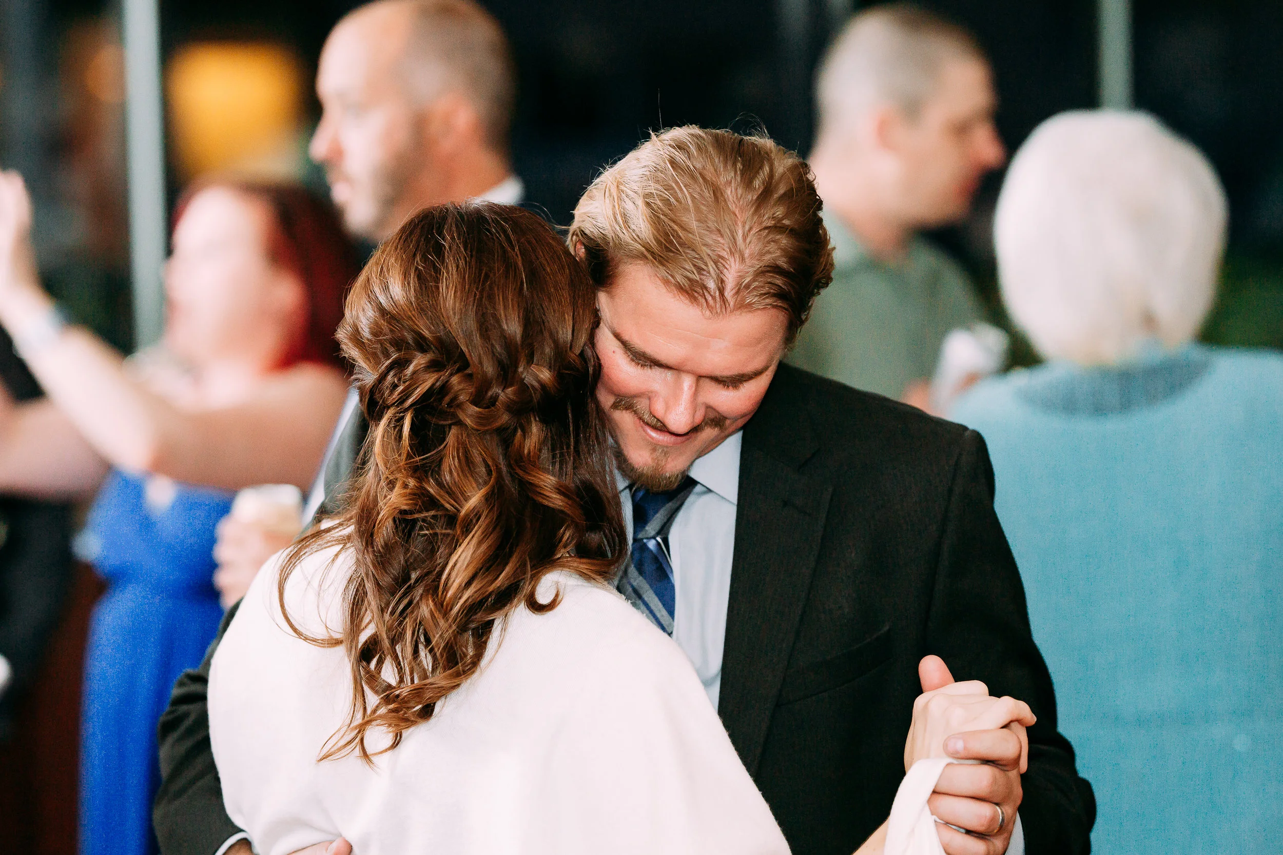 Museum_of_Contemporary_Art_Denver_Wedding_Photographer_Katie_Baechler_Rooftop_Wedding-121.jpg