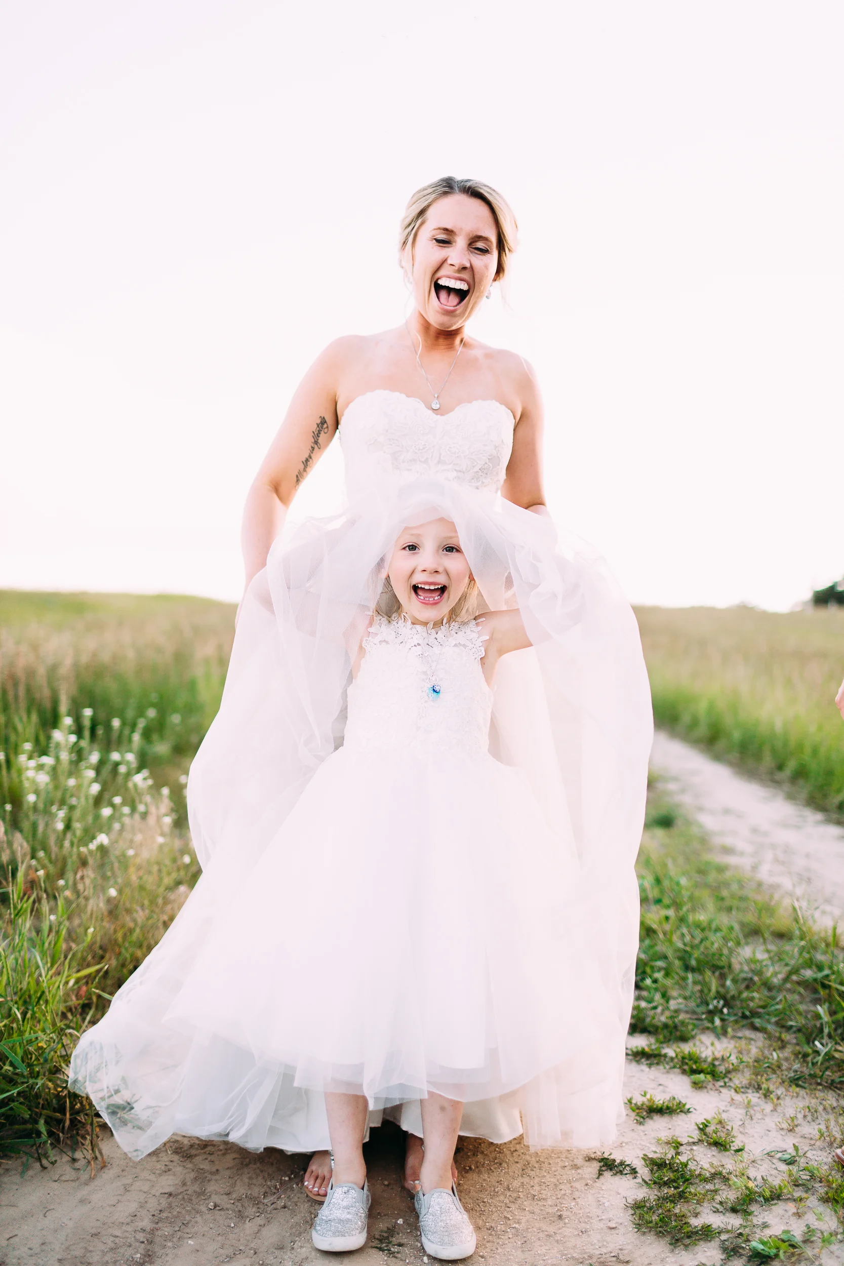 Colorado_Ranch_Wedding_Younger_Ranch_Colorado_Springs_Colorful_Wedding_Photography-138.jpg